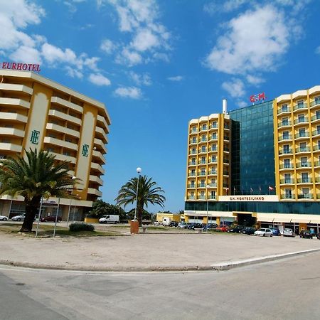 Grand Eurhotel Монтезільвано Екстер'єр фото